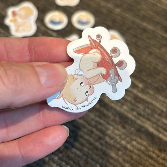 BRANDY MELVILLE *Bundle/8* Pins & Stickers Reading Buttons - Picture 5 of 7